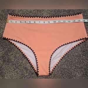 XL Nwot Peach High-Waisted Bikini Bottoms